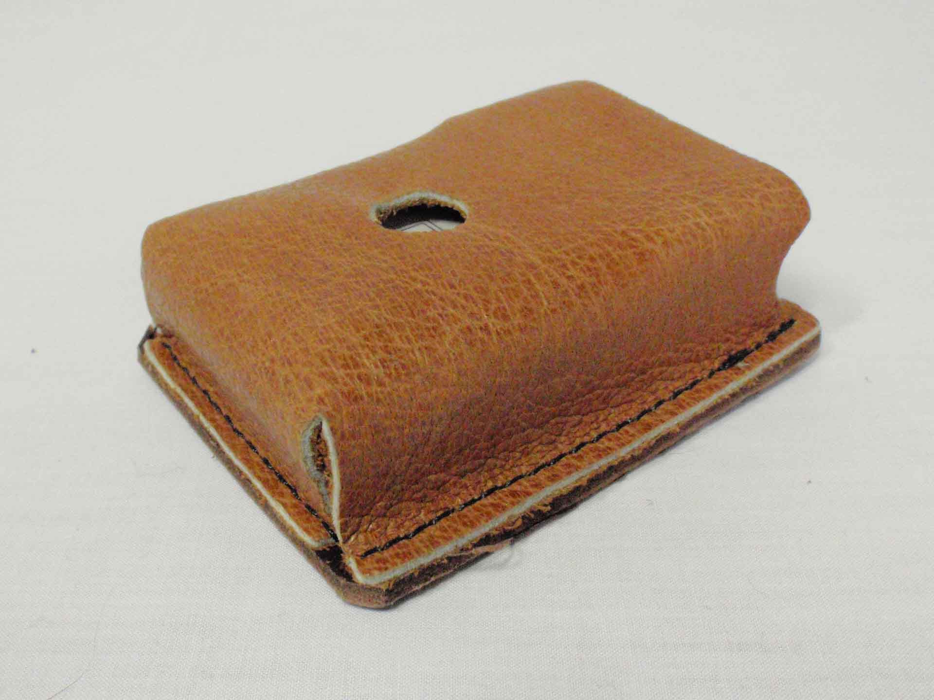 #44805 Leather pouch for 433 and 915 MHz transmitters
